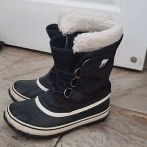 SOREL Caribou boots